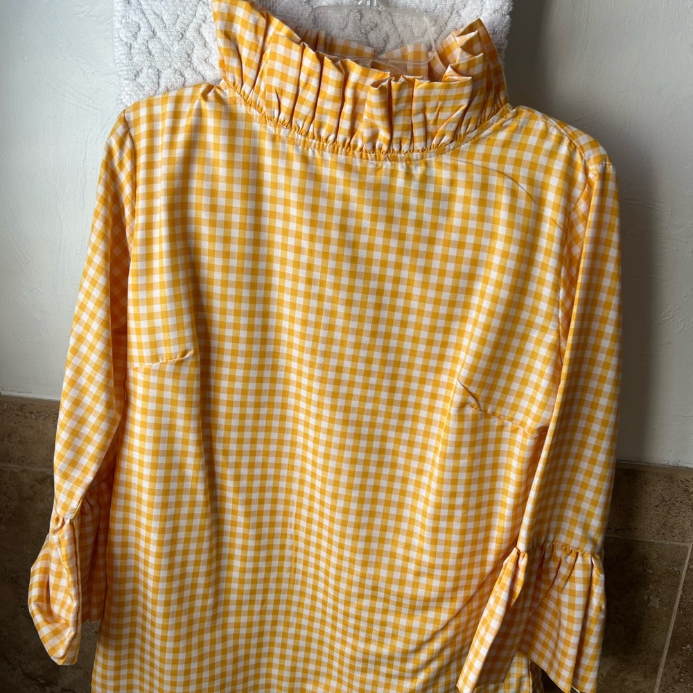 Elizabeth Wilson Design top